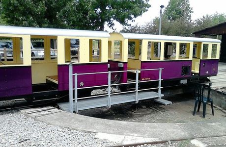 Tren de Palau