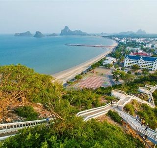 Wat Khao Chong Kra Chok