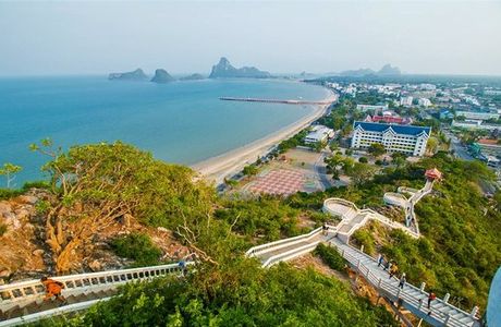 Wat Khao Chong Kra Chok