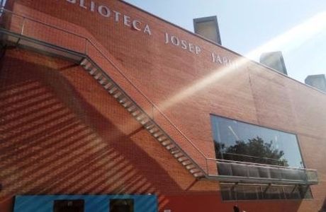 Biblioteca Josep Jardí