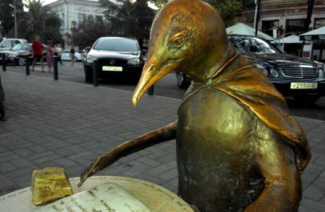 Monument Pingvin-Filosof