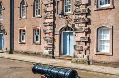 Berwick-upon-Tweed Barracks and Main Guard