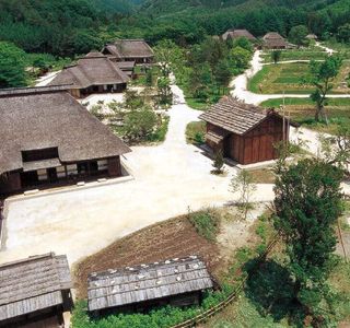 Mogamikyo Furusato Village