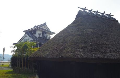 Yoshii-Shiroyama Park