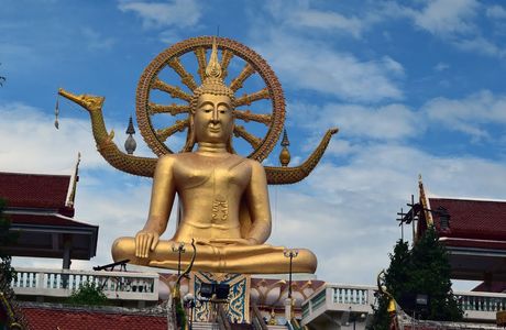 Big Buddha Temple (Wat Phra Yai)