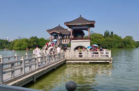 Honghua Lake Water Park