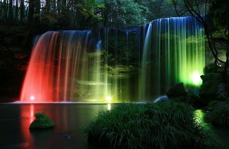 Nabegataki Falls