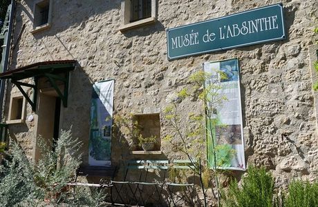 Absinthe Museum (Musee de l'Absinthe)