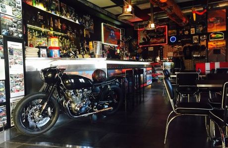Unic Bikers Bar