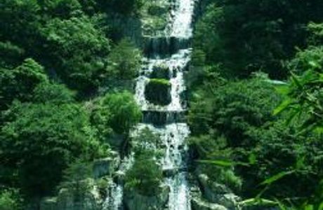 Piano Waterfall