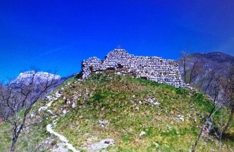 Castello di Montereale Valcellina