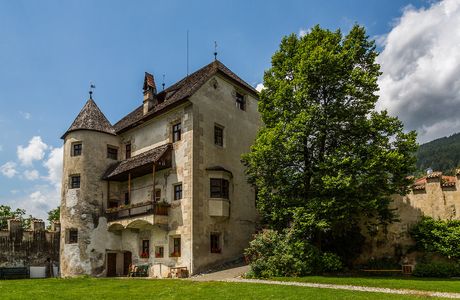 Castel Velturno