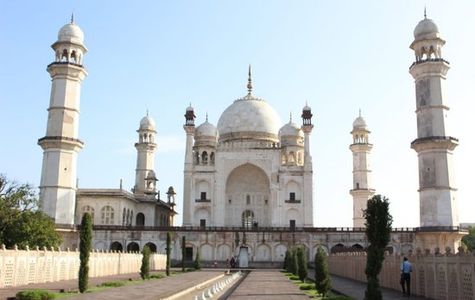 Anusha Tours and Travels 1