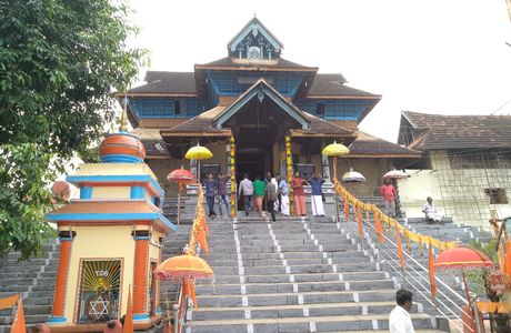 Aranmula Parthasarathy Temple