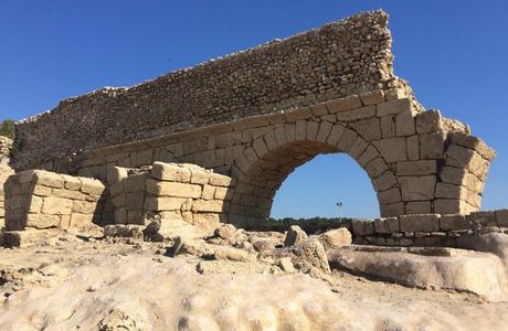 Aqueduct of Caesarea (Mei Kedem)