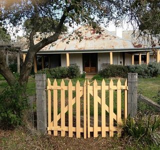 Dundullimal Homestead