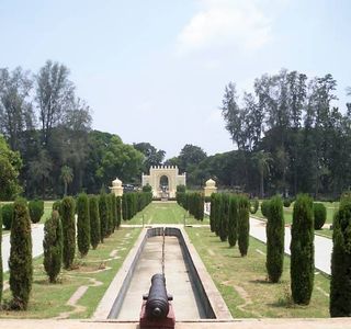 Daria Daulat Bagh