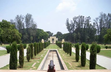 Daria Daulat Bagh