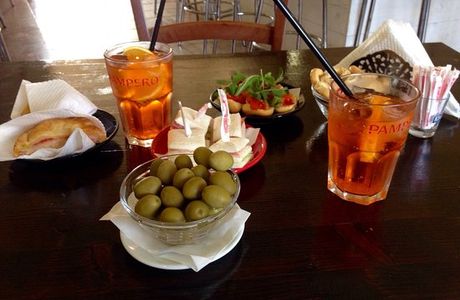 Fantasy Cafe