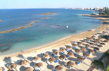 Glapsides Beach