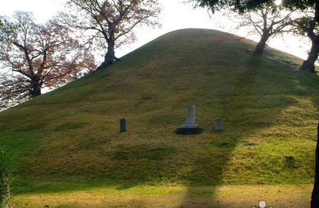 Geumgwanchong Tomb
