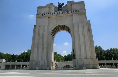 Monumento ai Caduti in guerra - Arco di Trionfo