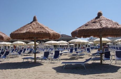Marifa Beach Club