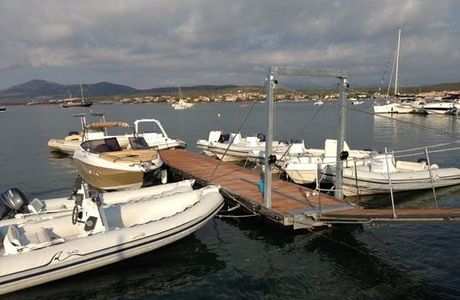 MareFun Noleggio Imbarcazioni & Giochi Acquatici