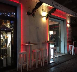 New Dandy Bar