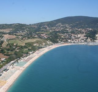 Numana Beach Alta