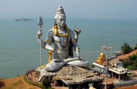 Murdeshwar Temple