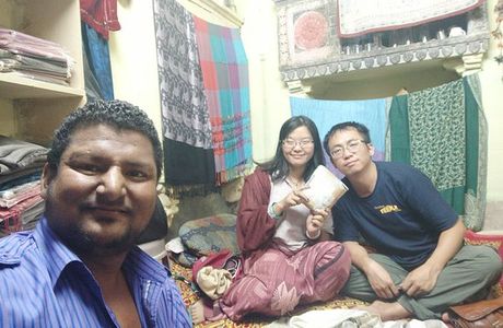 Kuku Pashmina Shop