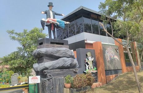 Magic Planet Theme Park