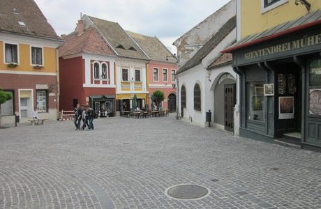Main Square (Fo tér)