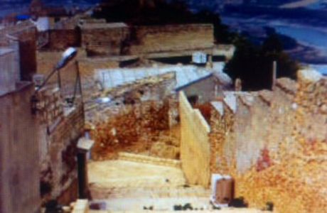 Le mura e le porte urbane