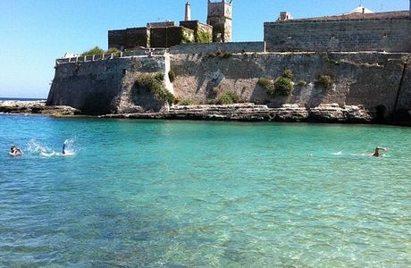 Porto Ghiacciolo Beach