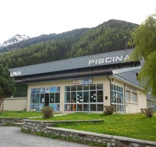 Piscina di Ponte di Legno