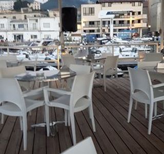 Porto Davide Cafe on the Sea!