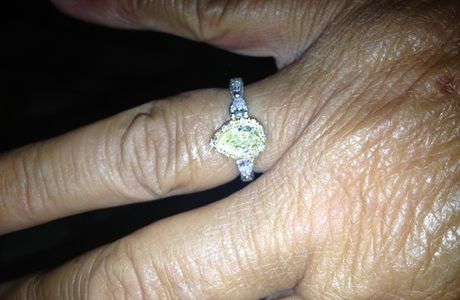 Royal Jewels & Diamonds