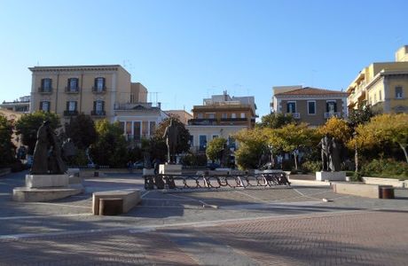 Piazza Umberto Giordano