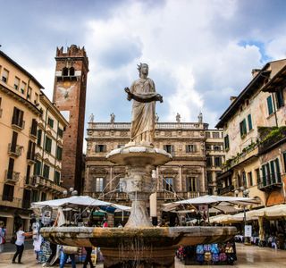 Piazza Falcone