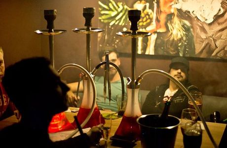 Ypsilon Shisha Bar