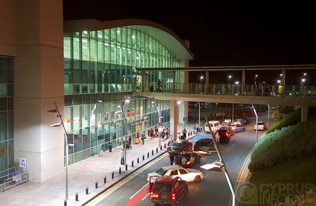 Larnaca Airport Taxi Transfers