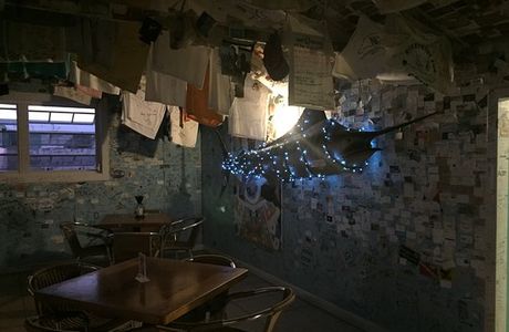 Miss Emily's Blue Bee Bar