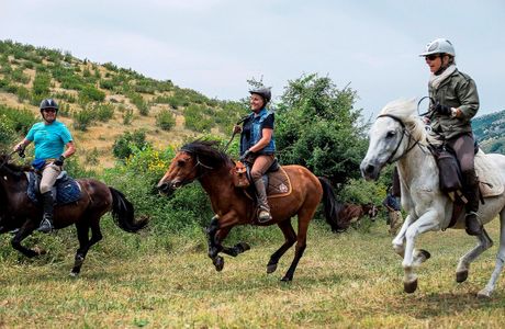 Caravan Horse Riding Albania