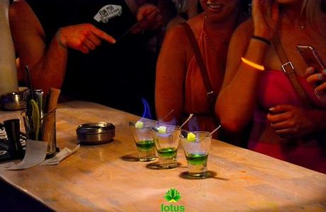 Lotus Cocktail bar