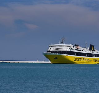 Levante Ferries