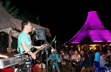 Wetplus Beach Bar