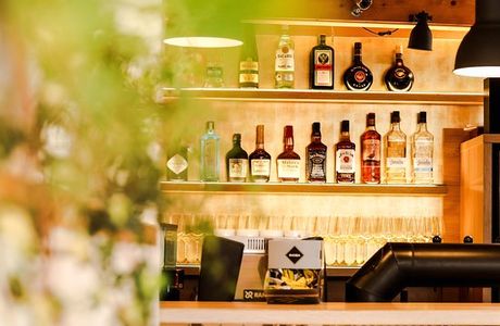 Garden Wine Bar & Pub