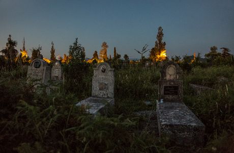Sapichkhia Cemetery
